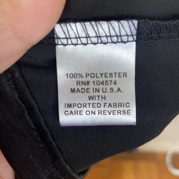 New "The Vanity Room" One off the shoulder Satin Silky Mini Dress Plus Black - Picture 7 of 7